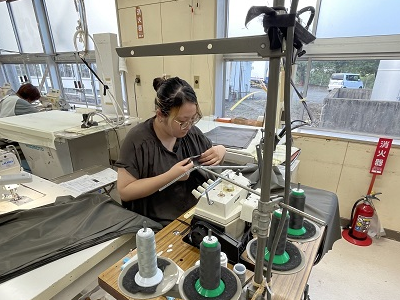 縫製課 及川 香奈さん